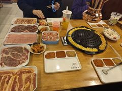 -碳香居烤肉