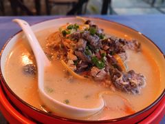 -拾光音乐餐酒吧(告庄星光夜市店)