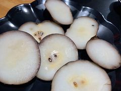 -果松木炭酸菜铜火锅·外婆参鸡汤