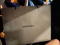 -BALENCIAGA(恒隆广场店)