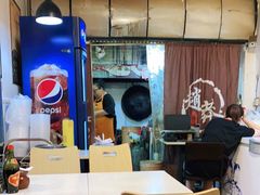 大堂-莽子抄手米线(南坪直营店)