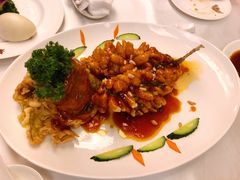 松鼠桂鱼。-鹿鸣春饭店(总店)