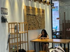 -霸王茶姬(泛海广场店)