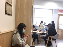 -白鹅咖啡(金城花园店)