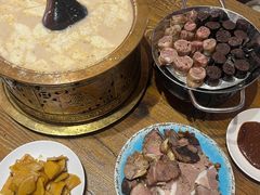 -蒙亨·手把肉·蒙古包文化主题餐厅(乌兰察布天恒广场店)