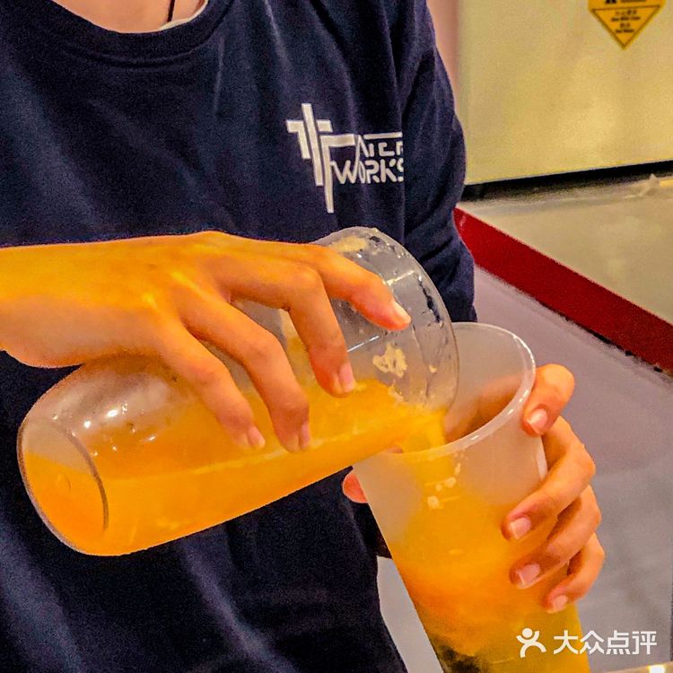 超多人收藏的潮玩工业风茶饮店🔫水厰