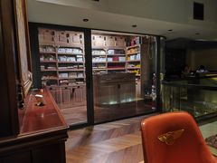 -Estaeslavida分享茄雪茄吧(亿彩购物中心店)