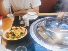 -炖四方东北铁锅炖·烧烤小龙虾(中豪国际店)