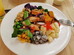 -F+轻食健身赋能空间(中华北路国贸商场店)