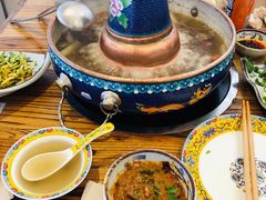 -毛辣果·贵州红酸汤牛肉火锅(西单店)