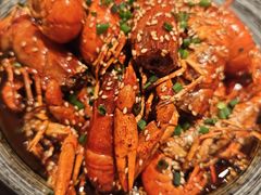 -肥肥虾庄·金牌油焖大虾(汉口城市广场店)