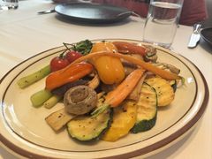 -马克西姆俄罗斯餐厅(通亚街店)