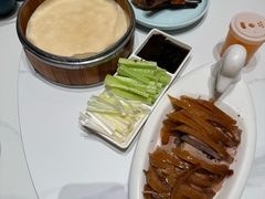 -梅利汴京烤鸭•开封豫菜地标店(东司门店)