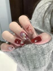 -桃色美甲沙龙