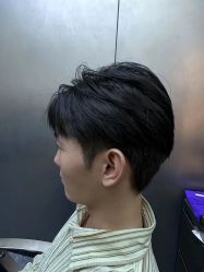 -米可造型烫发染发