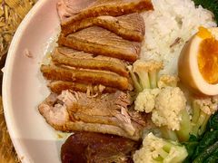 金奖卤鹅肉饭-陈鹏鹏潮汕菜(宝安机场T3航站楼店)