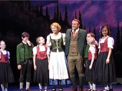 -交通银行前滩31演艺中心