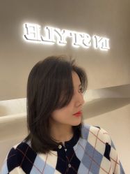 -东秀护肤造型