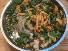 -柳州肥姨妈大骨螺蛳粉(东靖路店)