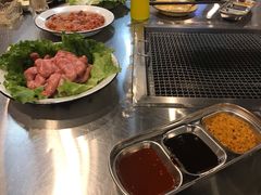 -马路牙子烧烤音乐酒馆(望京店)