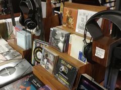 -诚品(信义店)