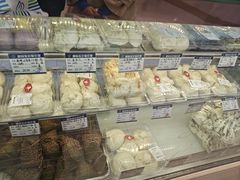 -白玉兰食品甜凤店(合生汇店)