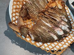 -郑东靓靓虾馆·金牌油焖大虾(天泽街店)