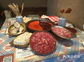 「三孃·街坊老火锅·三代传承(台东店)」 三娘街坊老