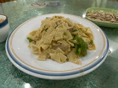 -鹤乡东北菜(崮山路店)