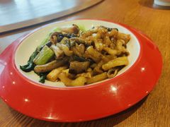 -赶海部落海鲜城(海阳路店)