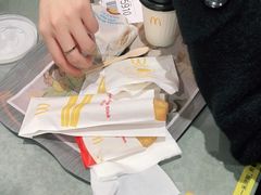 -麦当劳(北京大兴机场二层国内到达(安检外)店)