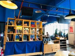 大堂-无届青年餐馆(熙街店)