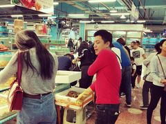 -渔人湾码头海鲜市场负二楼
