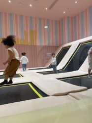 -奈尔宝·儿童乐园·亲子餐厅(鄞州万达店)