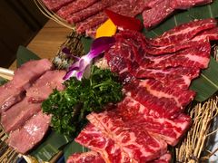 -炼火烤肉店