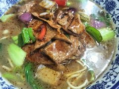 -何太太馄饨面铺(大浒东苑店)