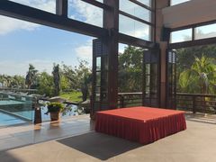 -亚龙湾喜来登·美景台大堂吧