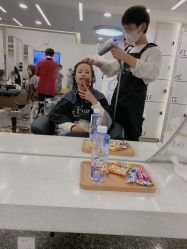 -UnHair Salon