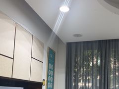 -维乐口腔(格林门诊长宁店)