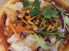 石河子凉皮-西域阿里马新疆菜·清真(桂花路店)