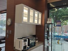 -瑞泰口腔(龙湖门诊)