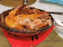 -鞍山大白鲨美食酒店