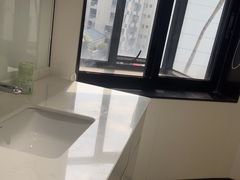 -登特口腔医院(鼓楼东街口店)