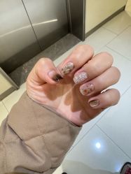 -雪奈传统美甲美睫