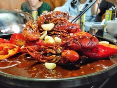 招牌十三香小龙虾-鲜小岛·铜锅涮肉