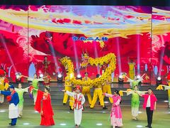 -南风大剧院莎梦二人转剧场