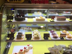 面包甜点陈列柜-花蒲甜品(海信广场店)