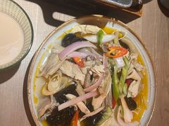-耶里夏丽·新疆菜·28年喀什老馆(田林东路店)