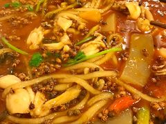 -鸿顺老铁锅美蛙鱼府(解放碑店)