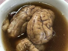 -金卯白肉罩火烧